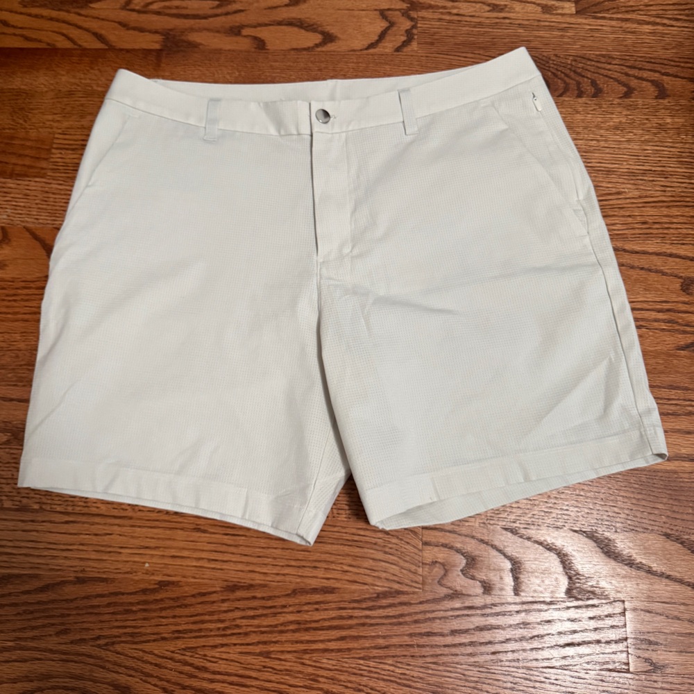 Lululemon ABC Short